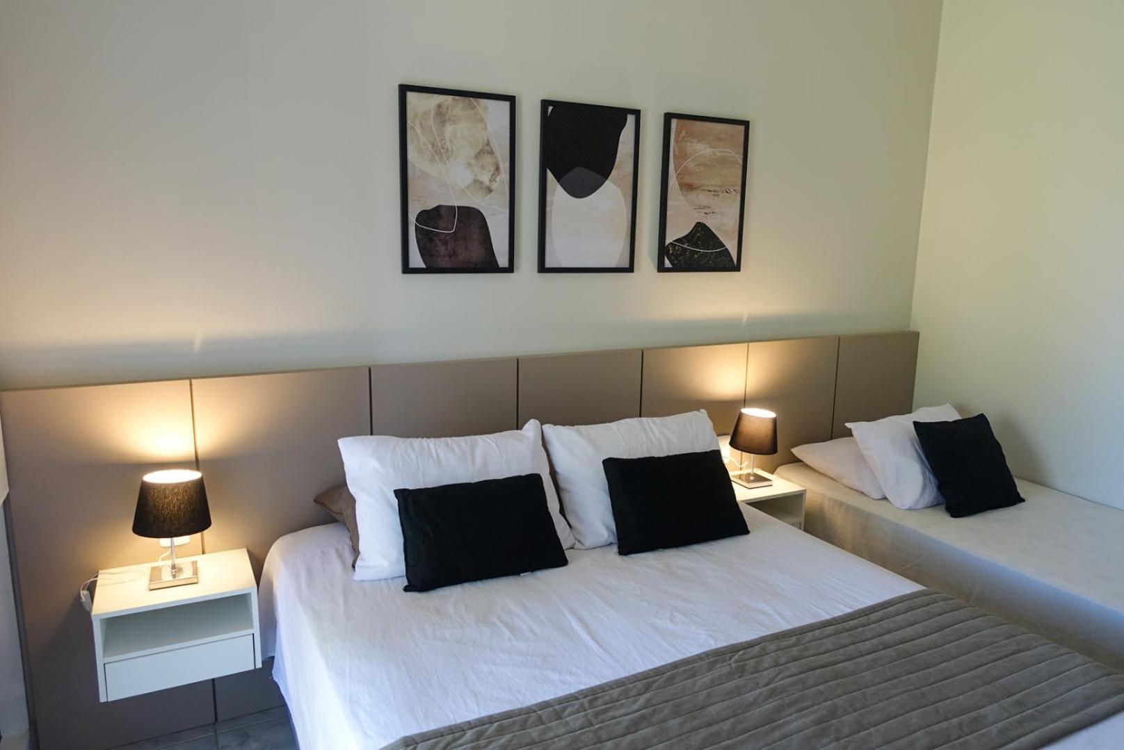 Apartamentos, 3 Praias, Condominio De Luxo, Piscinas - Angra Temporada アングラドスレイス エクステリア 写真